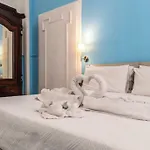 Aragonese Luxury Oda ve Kahvaltı 3*