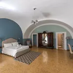 Aragonese Luxury 3* Napoli
