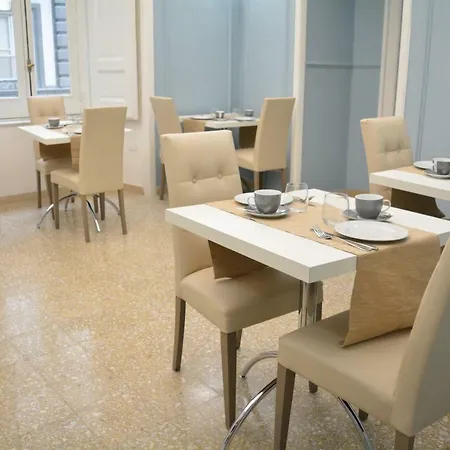 Oda ve Kahvaltı Aragonese Luxury Napoli