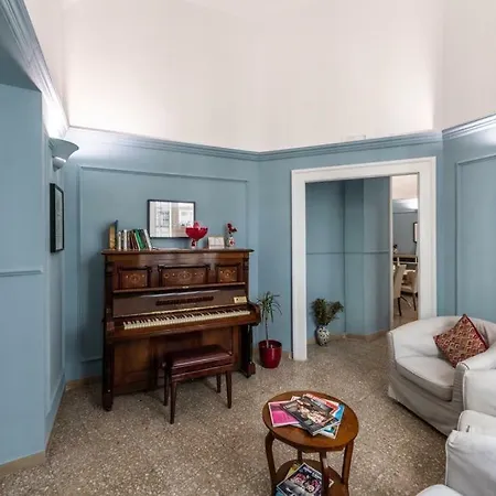 Aragonese Luxury Oda ve Kahvaltı Napoli