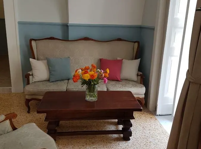 Aragonese Luxury 3* Неаполь