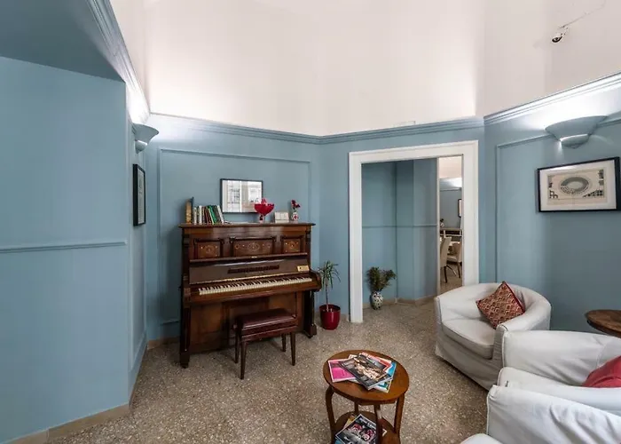 Aragonese Luxury Отель типа 